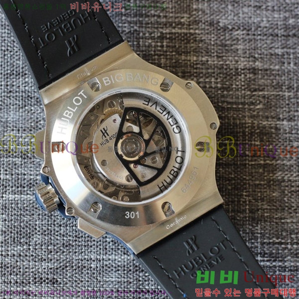 ST ������ hublot ��� 301 PB 131 RX 88HT17721-7