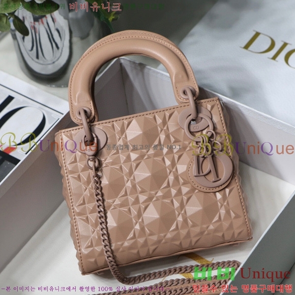 #��� ���̾Ƹ�� ���̹� M6003-701