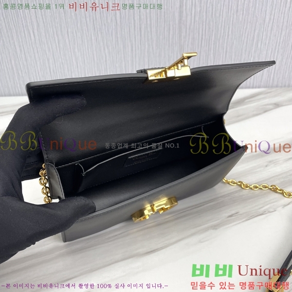 #��� 30 ���״� �̽�Ʈ ����Ʈ ü�ι� M93351-103