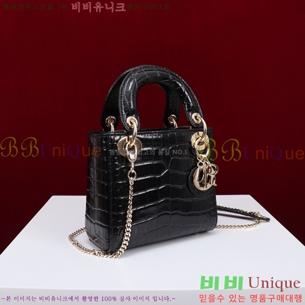 #��� ���̵�� �̴� M050566-106