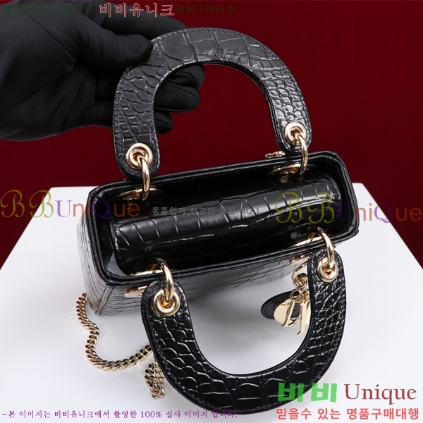 #��� ���̵�� �̴� M050566-106