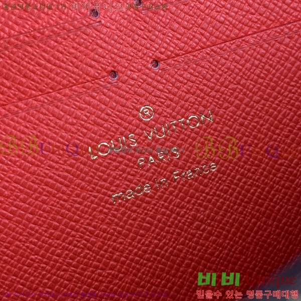 #���̺��� ���� ���� M61264-102