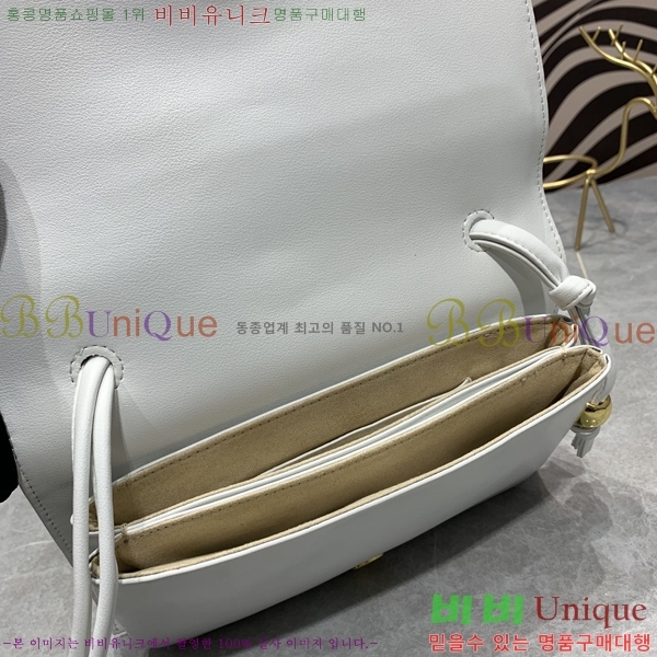 ���װ� ����Ÿ Ʈ���� �Ŀ�ġ �� ũ�ν��� 300BVF2106-5