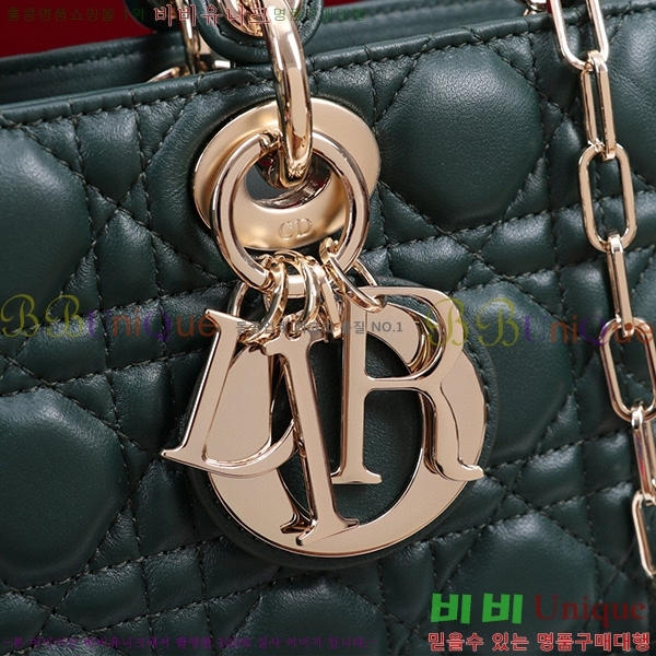 #��� ���̵� �� ���̹� �̵� M054035-101