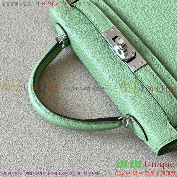 #�����޽� �̸��� 19������ HE58411251-28(���긣����)