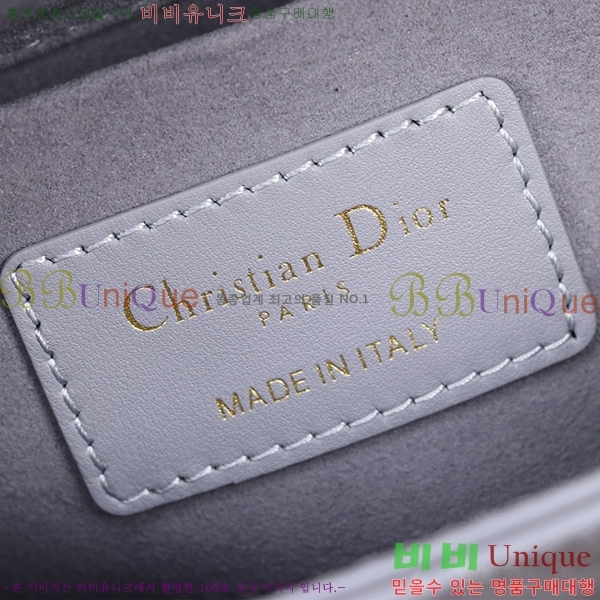#��� ���̵� �� ���̹� �̴� M0636-212