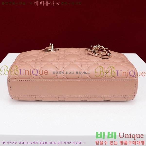#��� ���̵� �� ���̹� �̴� M0636-213