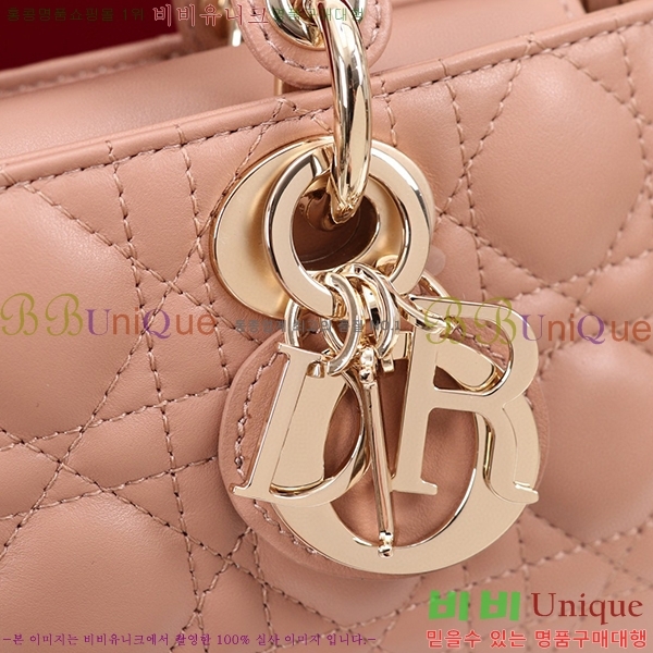 #��� ���̵� �� ���̹� �̴� M0636-213