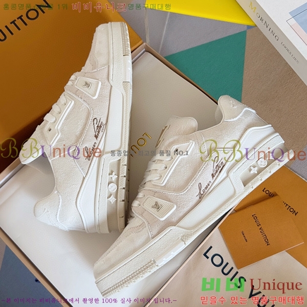 ���̺��� Ʈ���̳� ����Ŀ�� L23812697-8