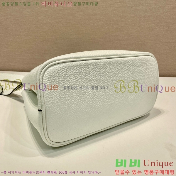 #����� �ﰢ�ΰ� �κ����� 1BG443-200