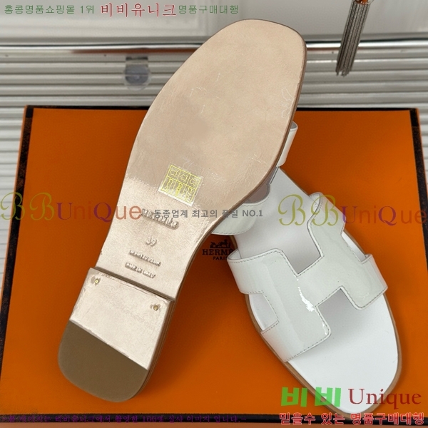 �����޽� ���� ���� ���̴�Ʈ 32HE243431-6