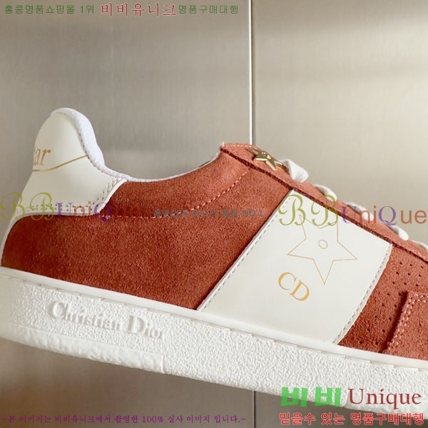 ��� ��Ÿ ����Ŀ�� 38D24311-10-3
