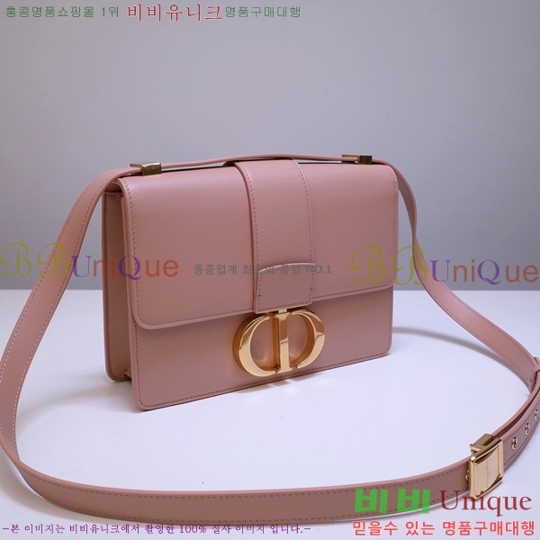#��� 30 �����ι� M9203-666