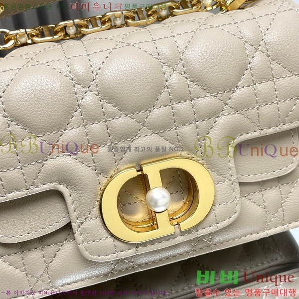 #��� ������ ž�ڵ� �̴� M9224-4