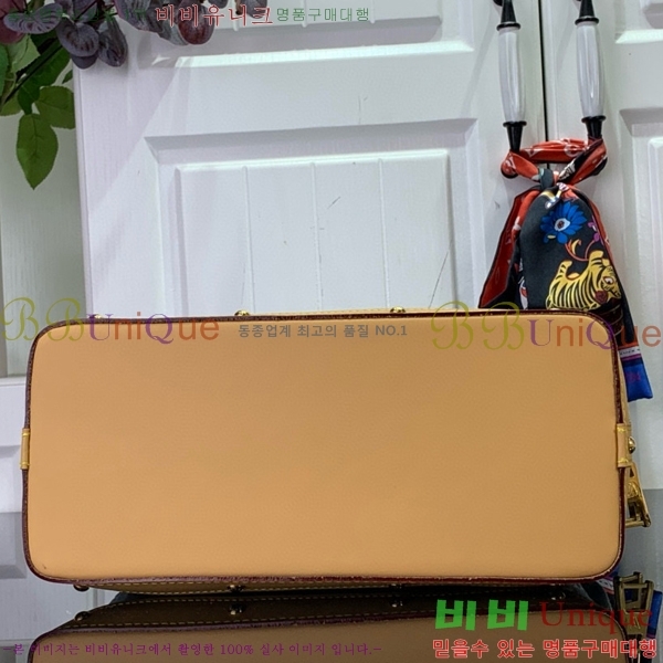 #���̺��� ����Ʈ �ڽ���Ƽũ GM M24317-101