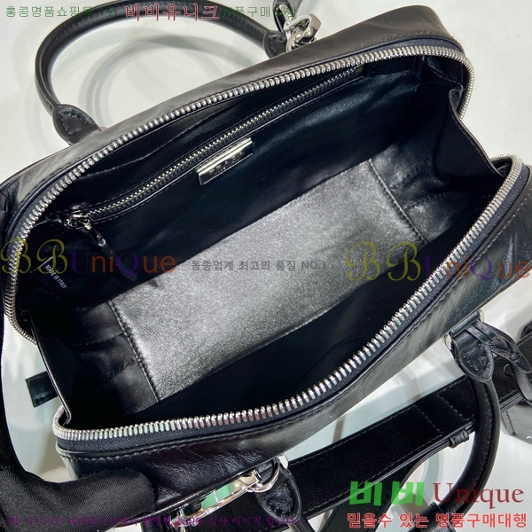 #����� �ﰢ�ΰ� ��ƾ ���İ��� ž ��Ʈ�� 1BB098-101