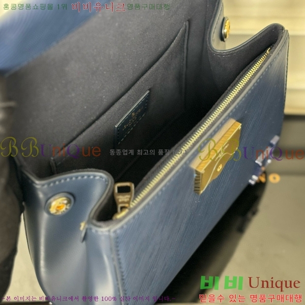 #���̺��� Ŭ��� �̴Ϲ� M25228-101