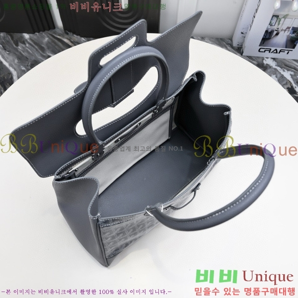 ���ߵ� ���̰��� GY056785-6