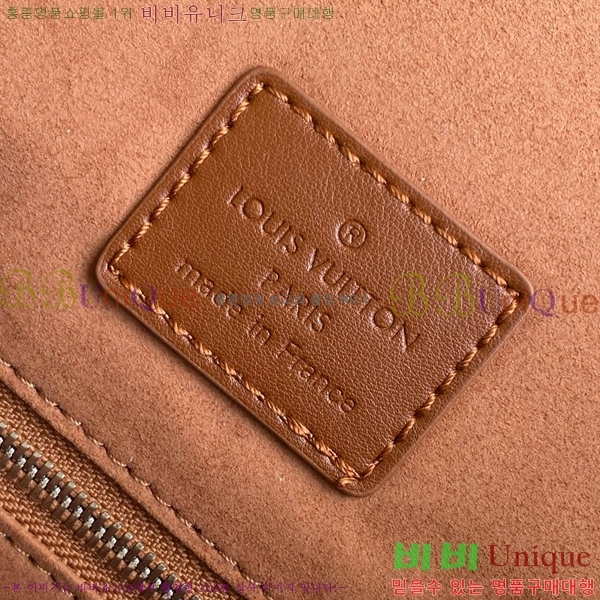 #���̺��� ���� ũ�������� M25240-101