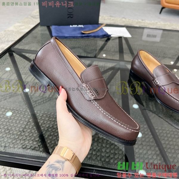 ���� ��� ���� D9978053-6