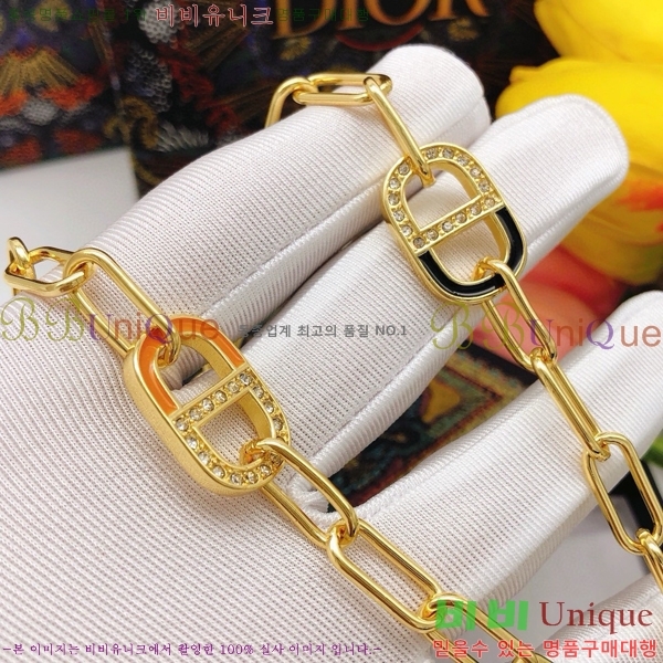 ��� ����� DO74724