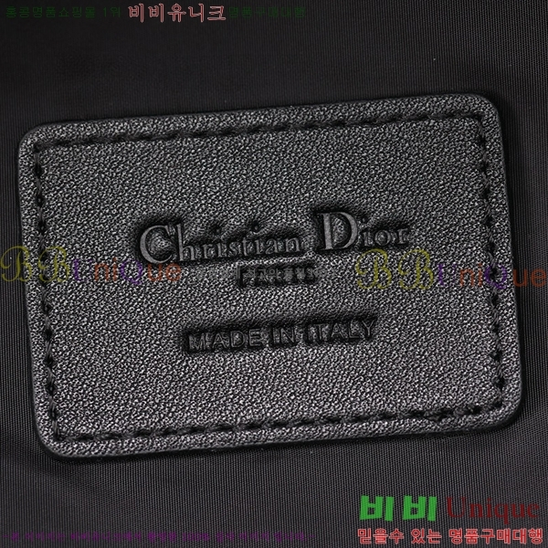 #��� ������ũ ��ī�� Ʈ���� ���� M6104S-101