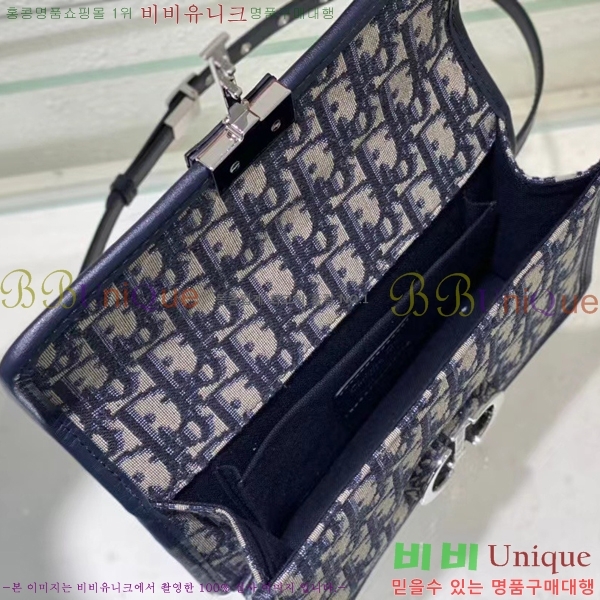 #��� 30 ������ �̽�Ʈ ����Ʈ ü�� �� M9334-301