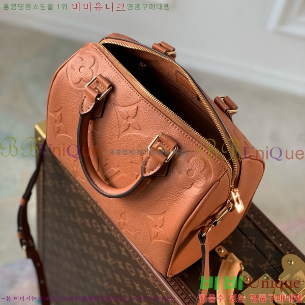 #���̺��� ���ǵ� �ݵѸ��� 25 M58947-881