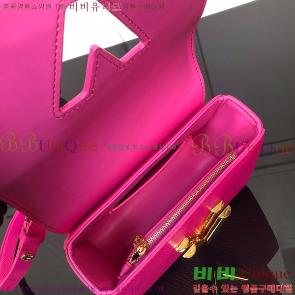 #���̺��� Ʈ����Ʈ PM M21719-102