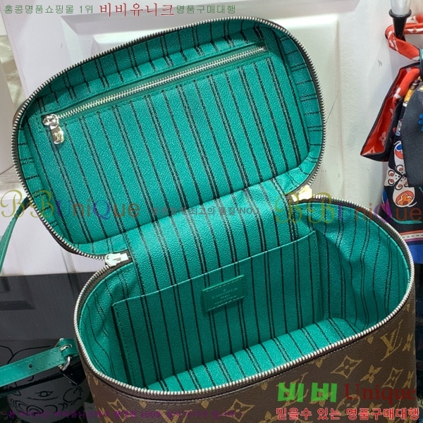 #���̺��� �Ͻ� BB ����Ƽ ���̽� M12668-102