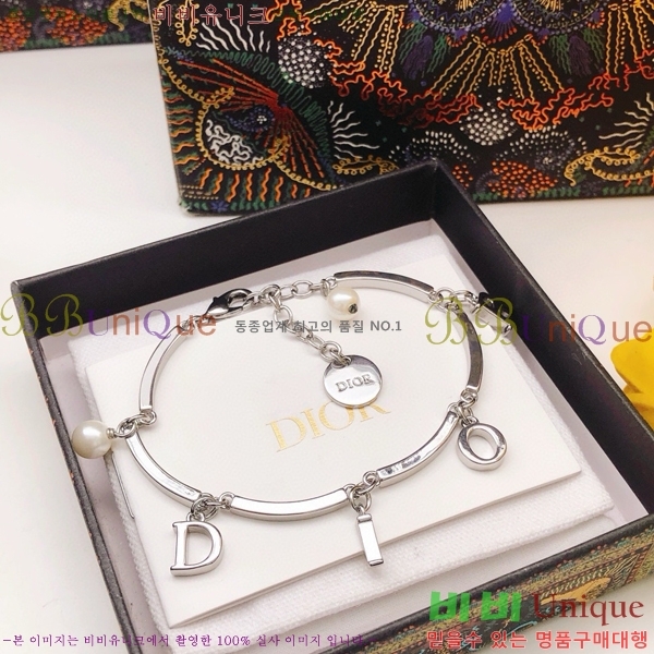 ��� ���� D4O09233-2