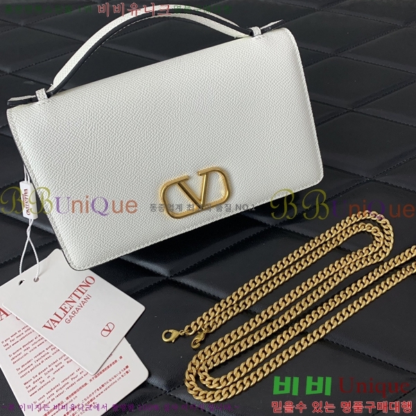 #�߷�Ƽ�� ����ٴ� V�ΰ� ü�ι� 40VA0682518-5