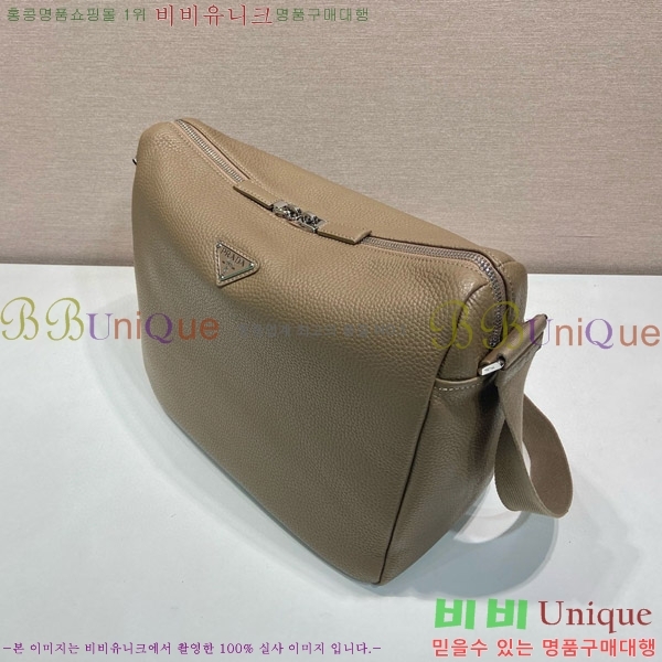 #����� �ﰢ �ΰ� ���� ũ�ν��� 2VH182-102