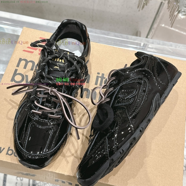 ���߶��� X �̿�̿� ����Ŀ�� 35MU2531327-7