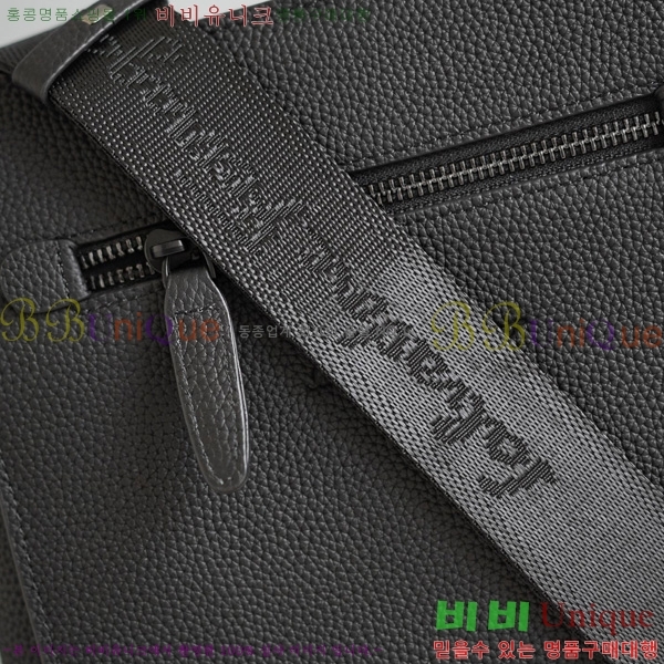 #��󰡸� ũ�ν��� 2116088-4B