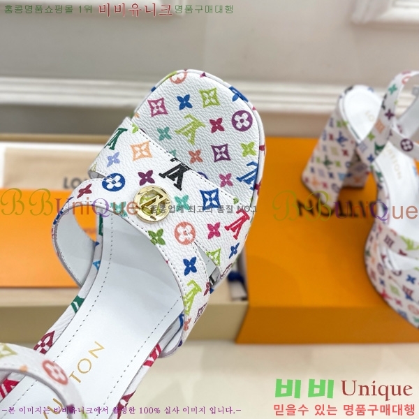 ���̺��� �÷��� ���� 36LV575182-8 ��12cm