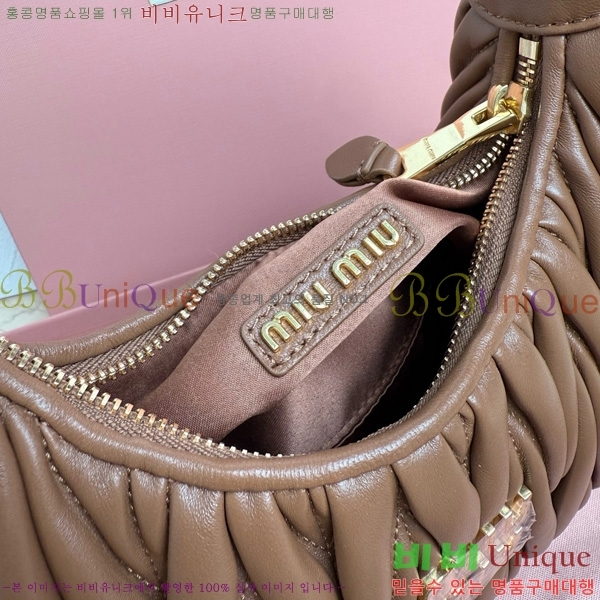 #�̿�̿� �ϴ� ���׶�� ȣ���� ���� 5BC125-303