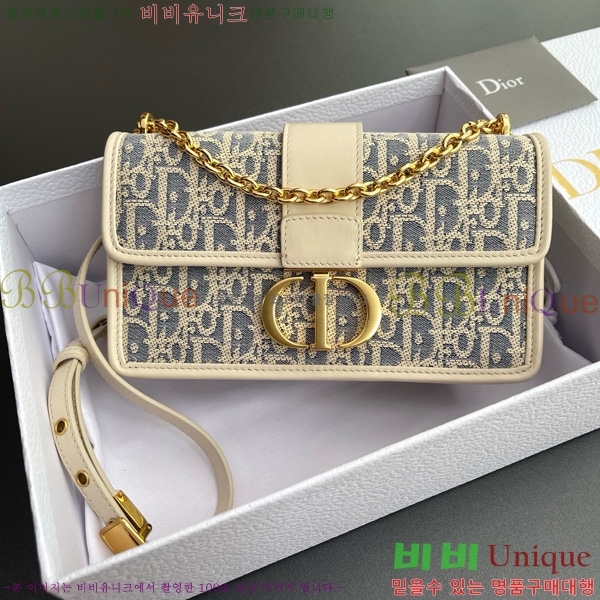 #��� 30 ������ �̽�Ʈ ����Ʈ ü�� �� M9334-306