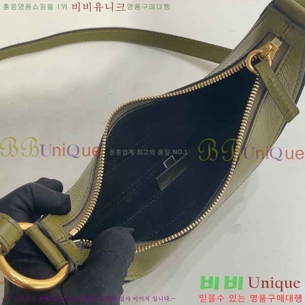 #���ο� �ΰ� �ٳ��� ũ�ν��� W865-103