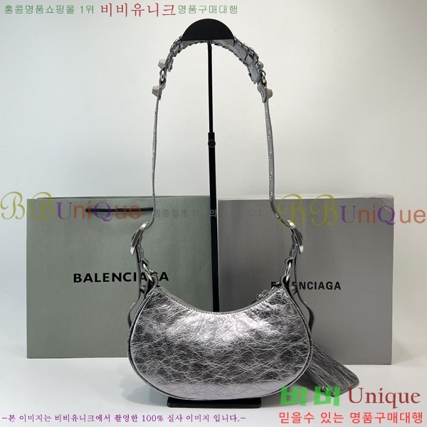 #�߷��þư� LE CAGOLE �� ī�� Xs ����� 671309-500