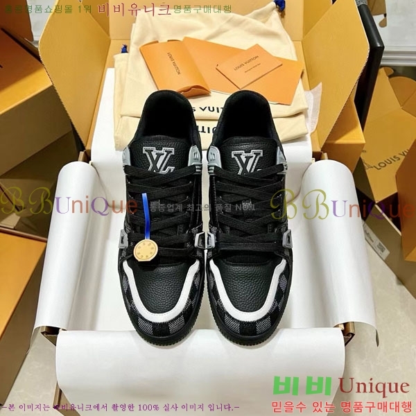 ���̺��� Trainer ����Ŀ�� �������� 4L2011154-3