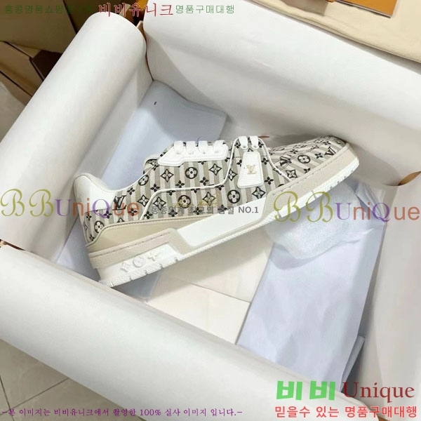���̺��� Trainer ����Ŀ�� �������� 4L2011154-15