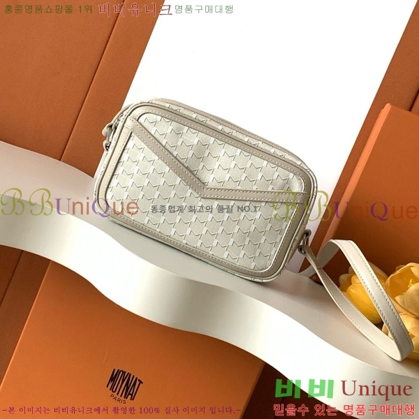 #���̳� ī�޶�� M8018-105