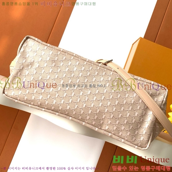 #���̳� ȣ���� M8120-104