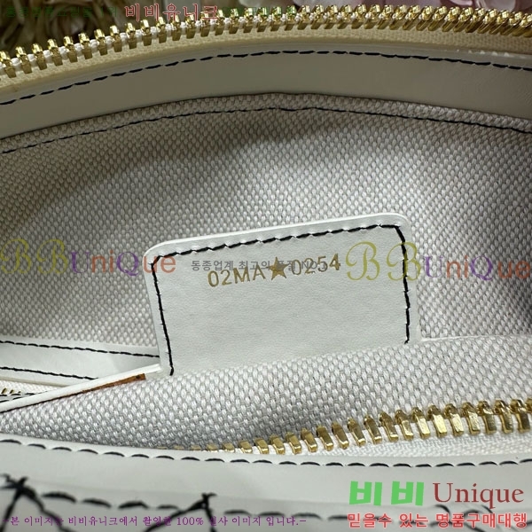 #��� �� ���� D-Journey ���� �� M2416-501