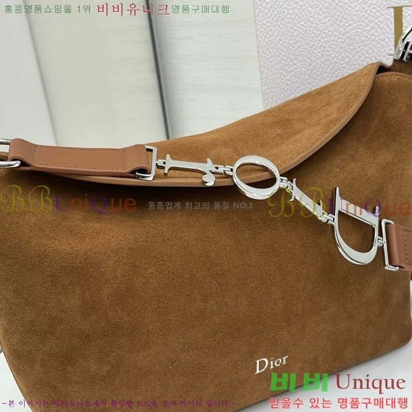 #��� ���ʼ� �ش��� JONATHAN ANDERSON ȣ���� M856324-2