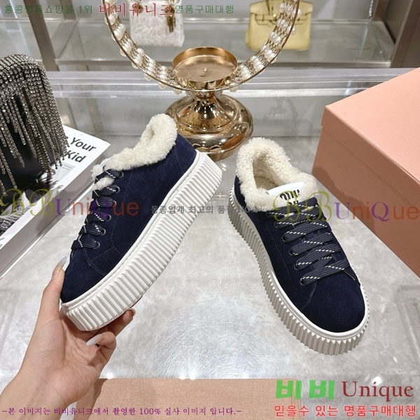 ���� �̿�̿� �þ �� ����Ŀ�� 30MU902302-2