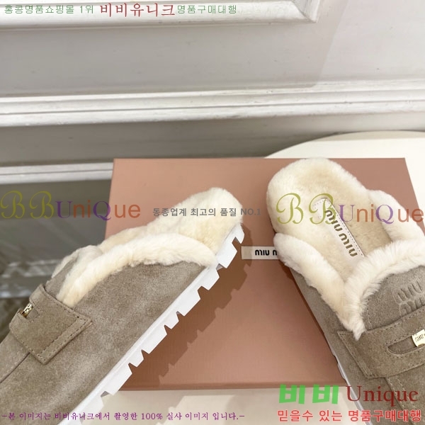 �̿�̿� �þ �� ������ 32MU902700-4