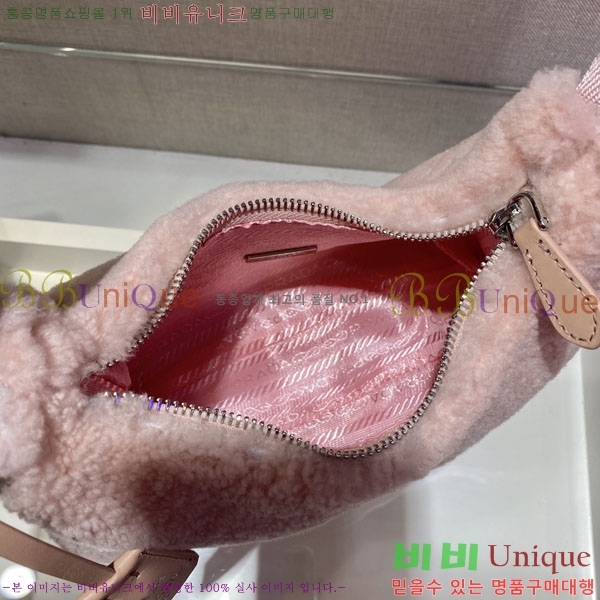 #����� �ﰢ�ΰ� �þ �� ĳ�ù̾� ȣ���� 1NE515-804