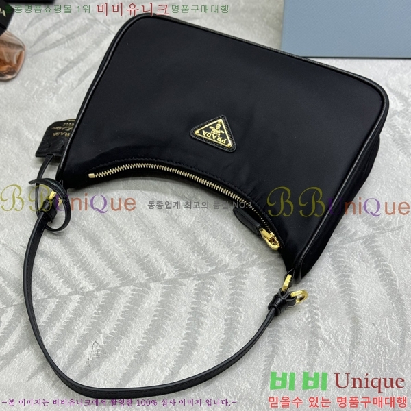 #����� ������� 2005 ���ǾƳ� Ʈ���� �����Ϸ� ȣ���� 1N204N-1003